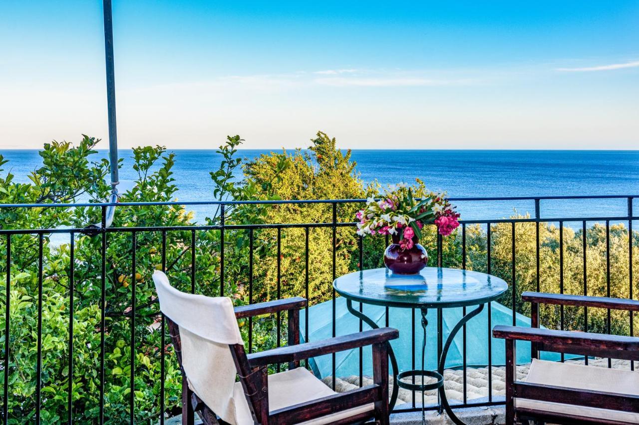 Eros Pittoresque Retreats - Perfect Location, Panoramic Seaview Koróni Εξωτερικό φωτογραφία
